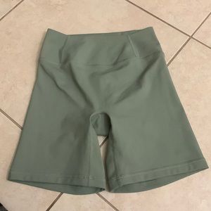 Oner Active Sage Timeless Shorts